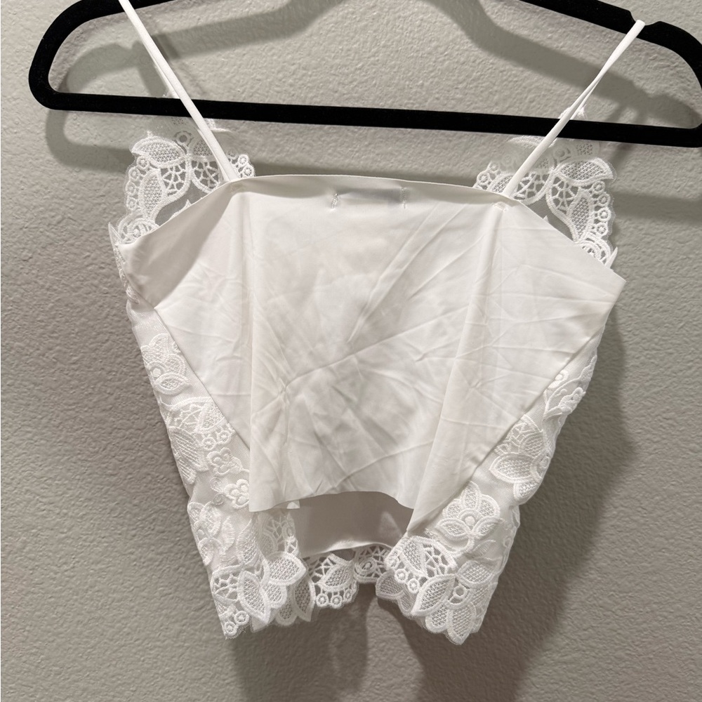 Nali Collection Gorgeous White Lace Lined Cami w/ Adjustable Spaghetti Straps - Picture 3 of 3